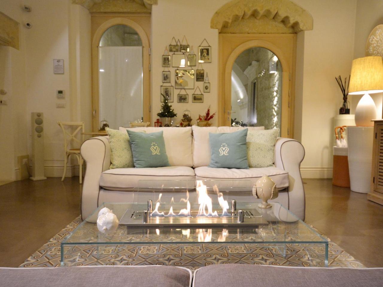 Mantatelure Bed & Breakfast เลชเช ภายนอก รูปภาพ